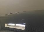 宝马M3 突然发现车顶上好多这种印记 摸不到 洗不掉 在光下很明显